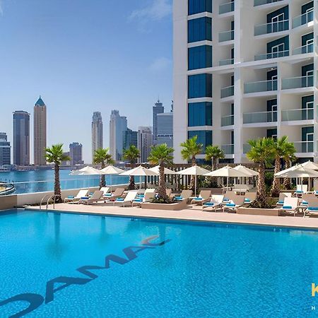 Sleek Studio In Prive With Stunning Canal View Dubai Buitenkant foto